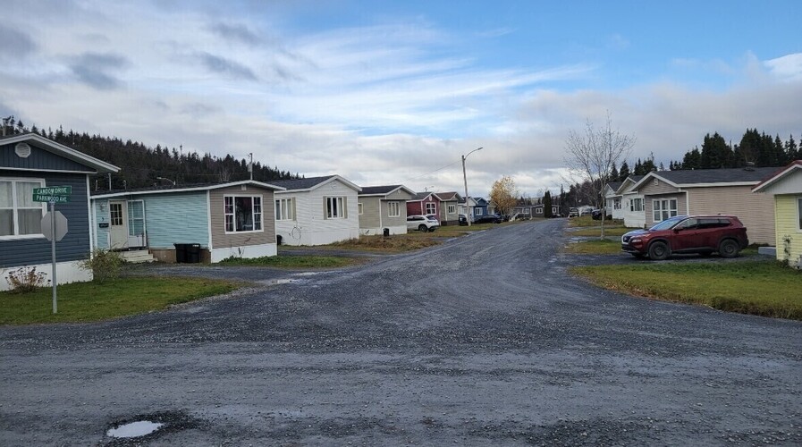 Sunset Parkway Mobile Home Park